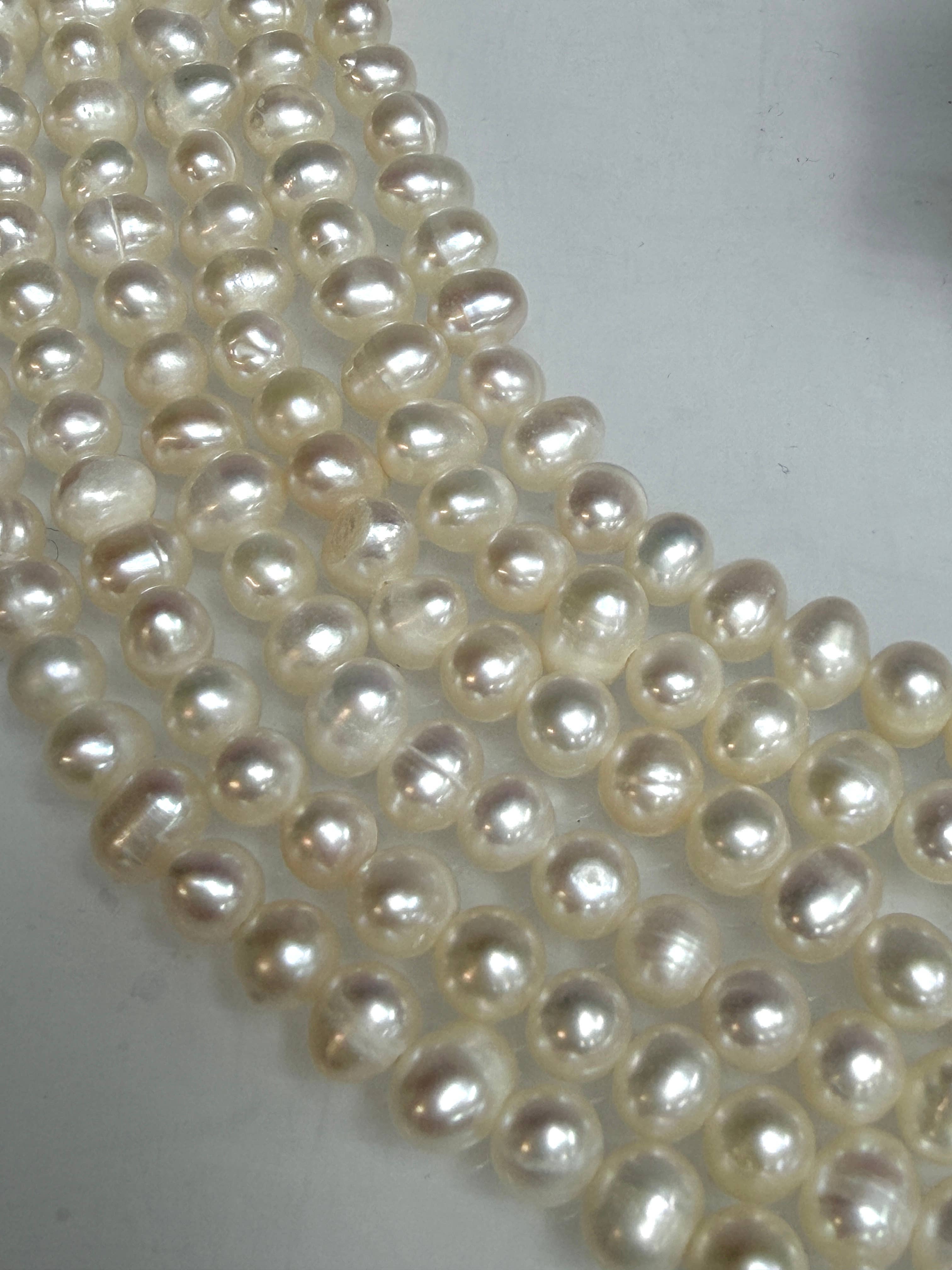 Natural Freshwater Pearl Necklace