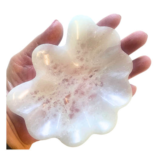 Selenite Seashell Charging Bowl image 1