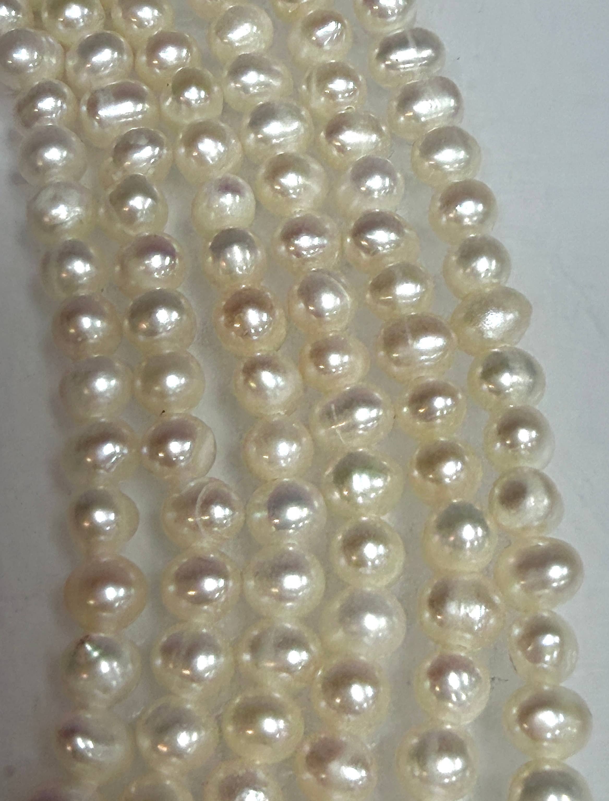 Natural Freshwater Pearl Necklace