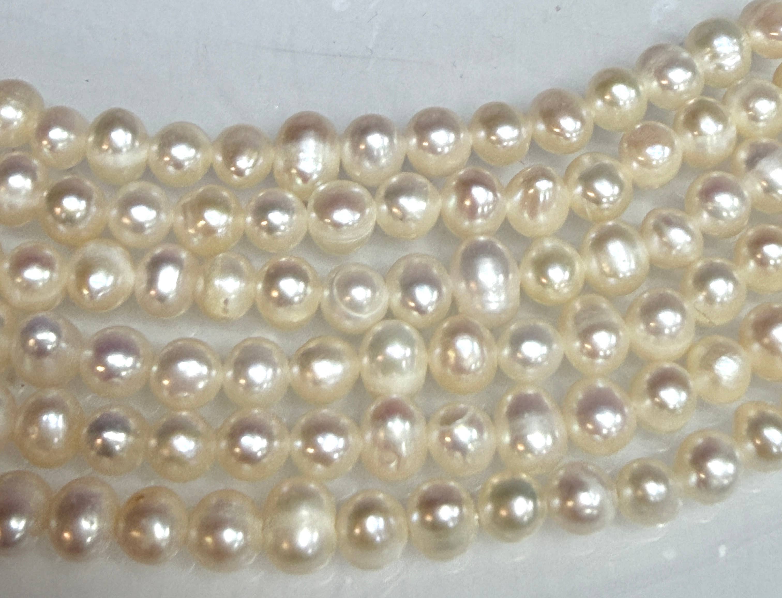 Natural Freshwater Pearl Necklace