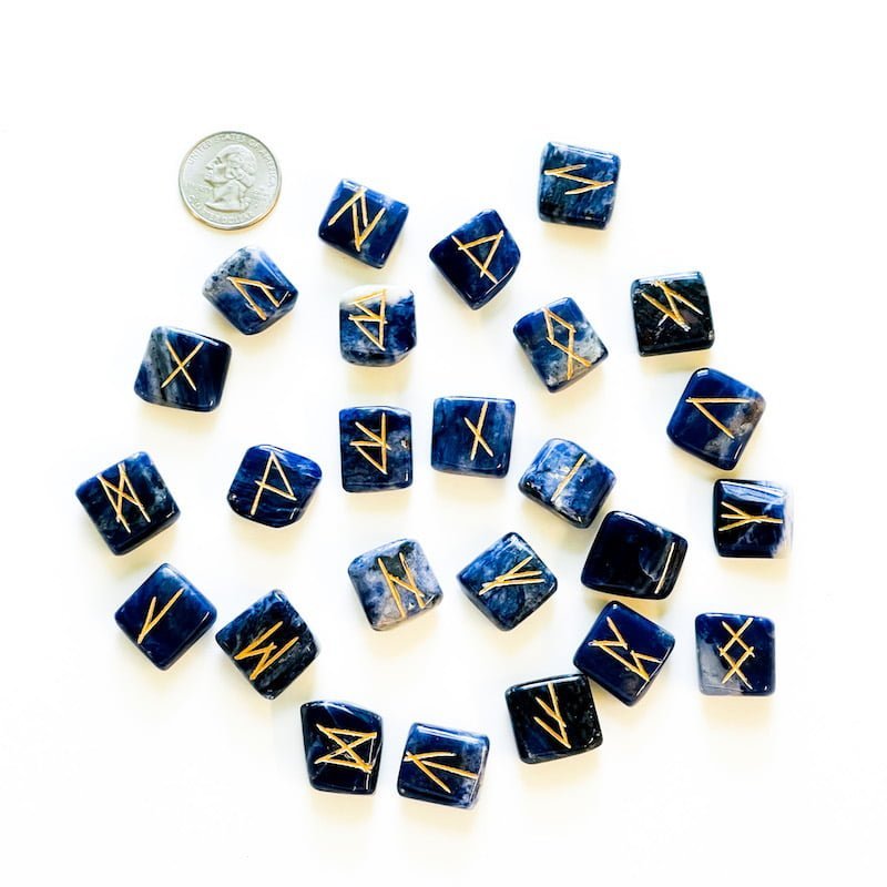 Sodalite Runes with Quarter