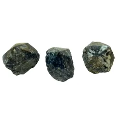 Medium Emerald Semi-Polished Point 2